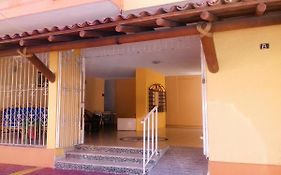 Hotel Avila Zihuatanejo 3*